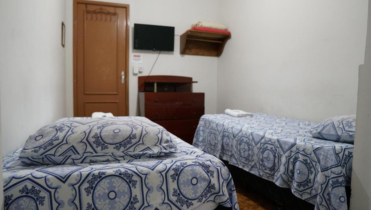 Pousada E Hospedaria Regina Cachoeiro de Itapemirim Bagian luar foto