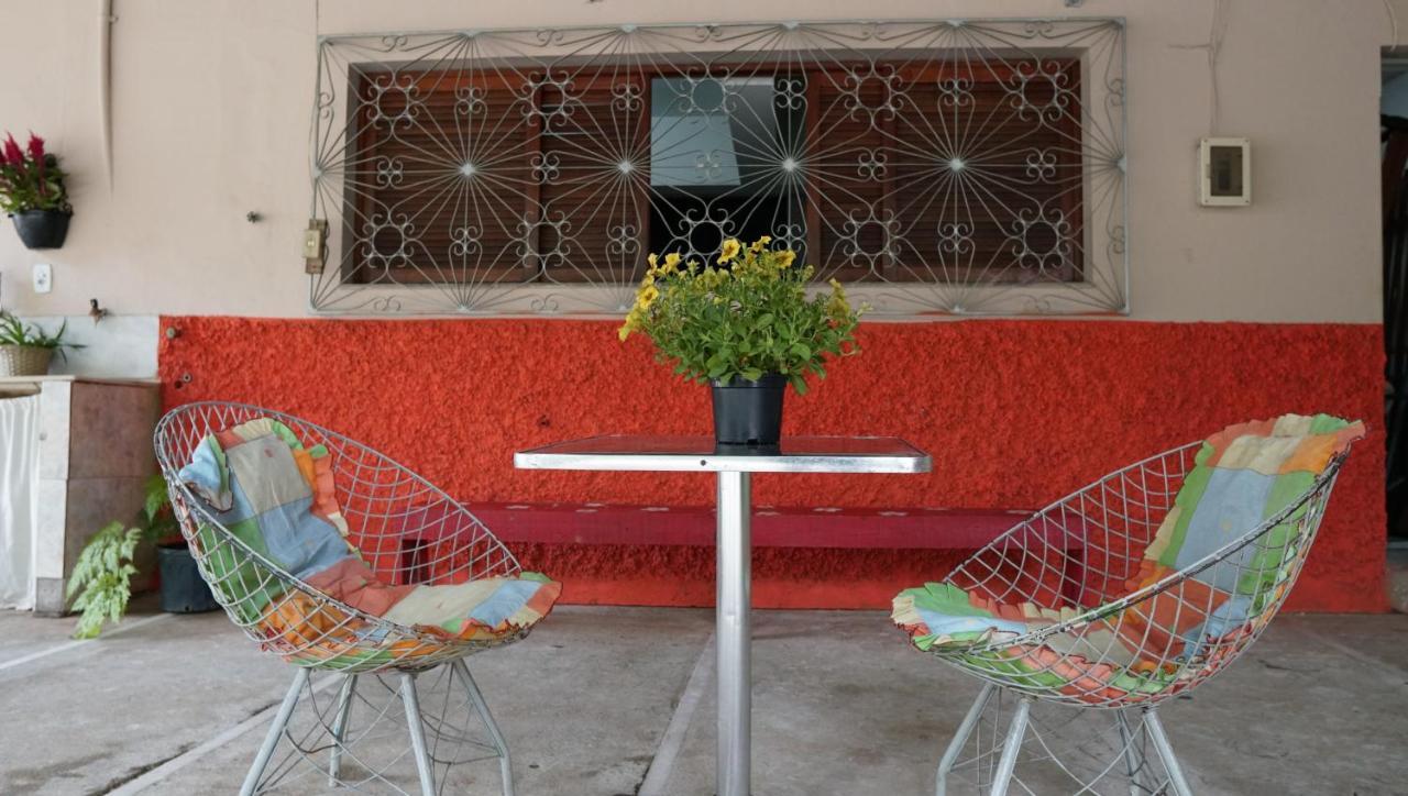 Pousada E Hospedaria Regina Cachoeiro de Itapemirim Bagian luar foto