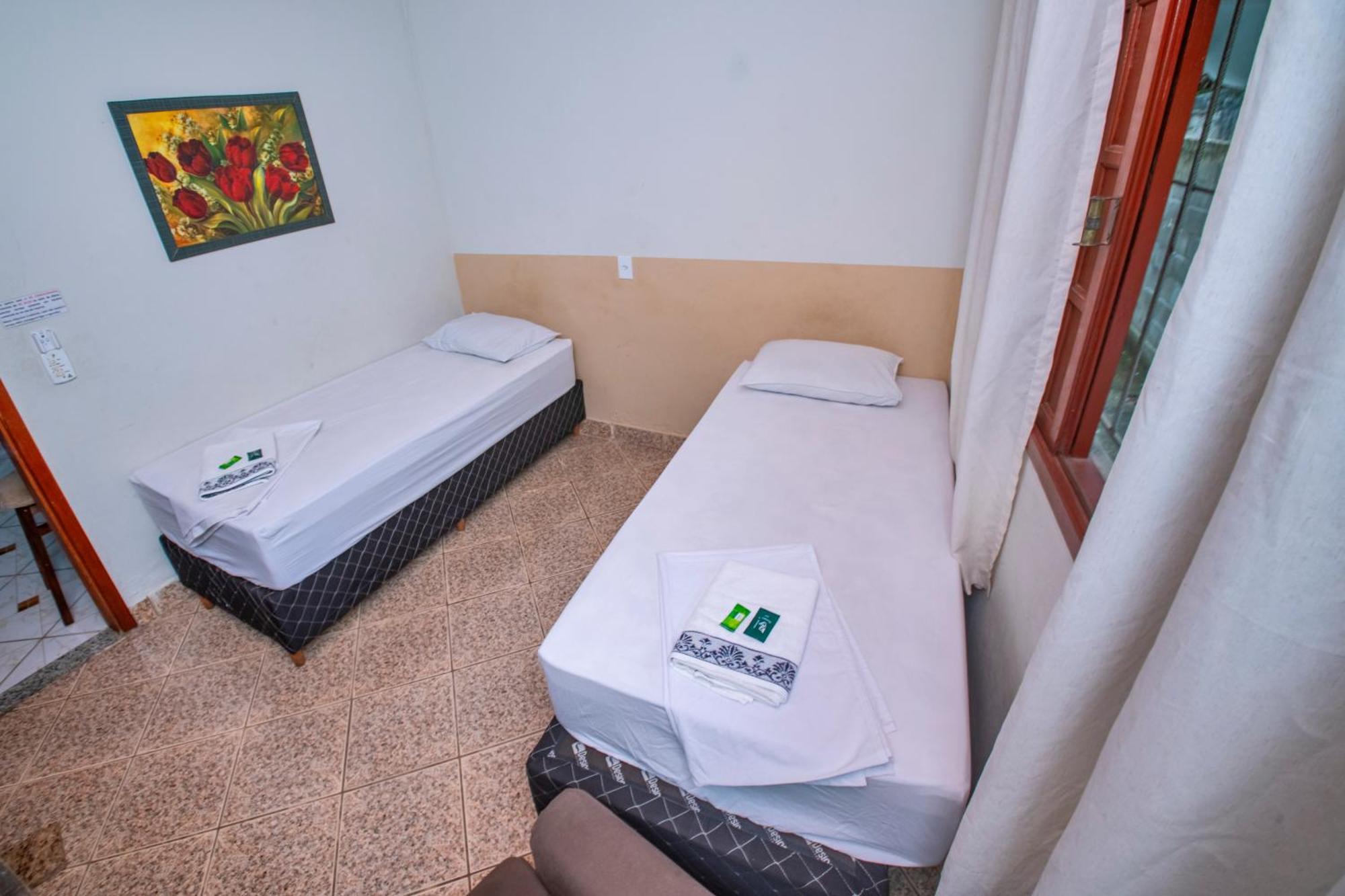Pousada E Hospedaria Regina Cachoeiro de Itapemirim Bagian luar foto